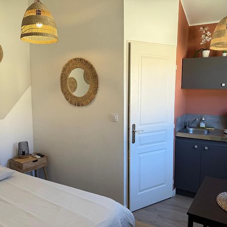Loft, Studio And Love Rooms Bourg-Saint-Christophe エクステリア 写真