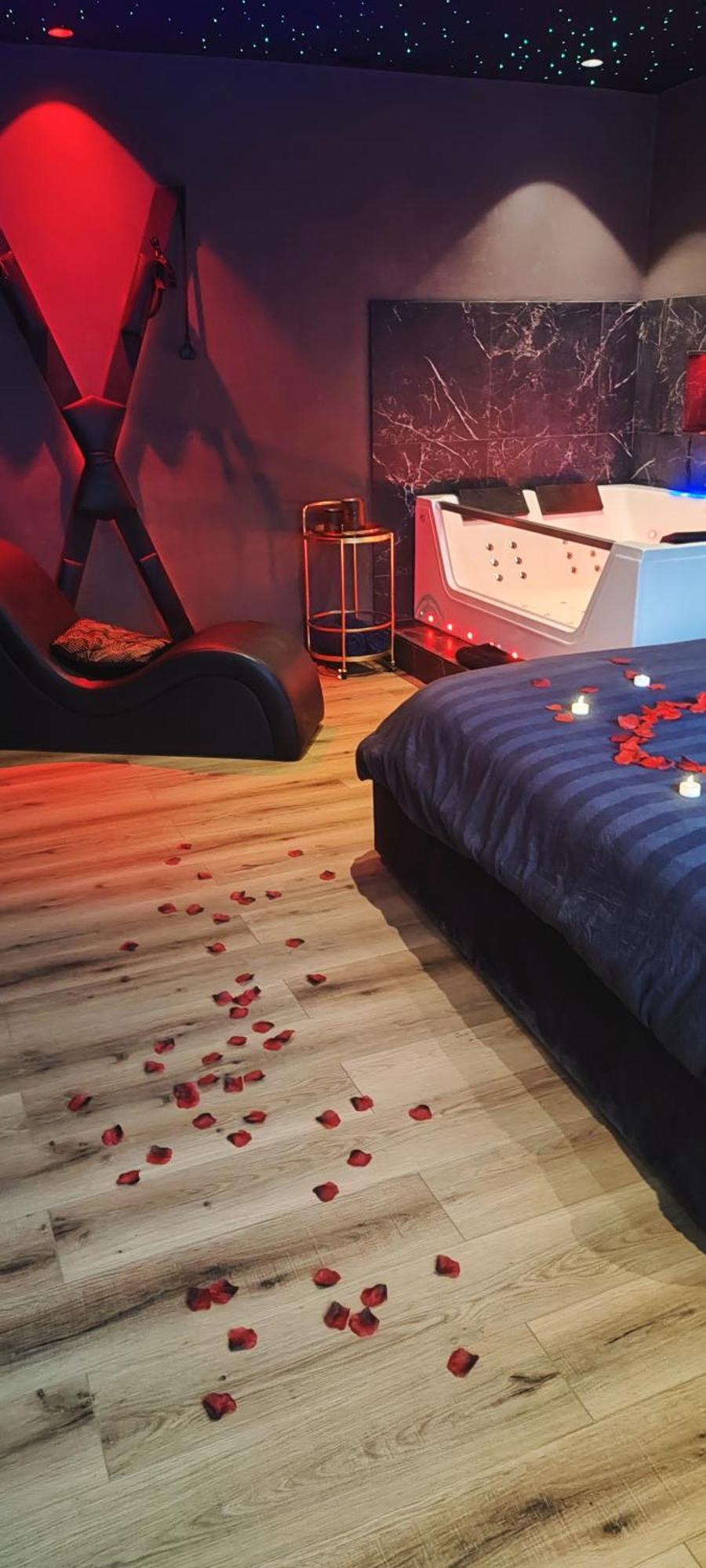 Loft, Studio And Love Rooms Bourg-Saint-Christophe エクステリア 写真