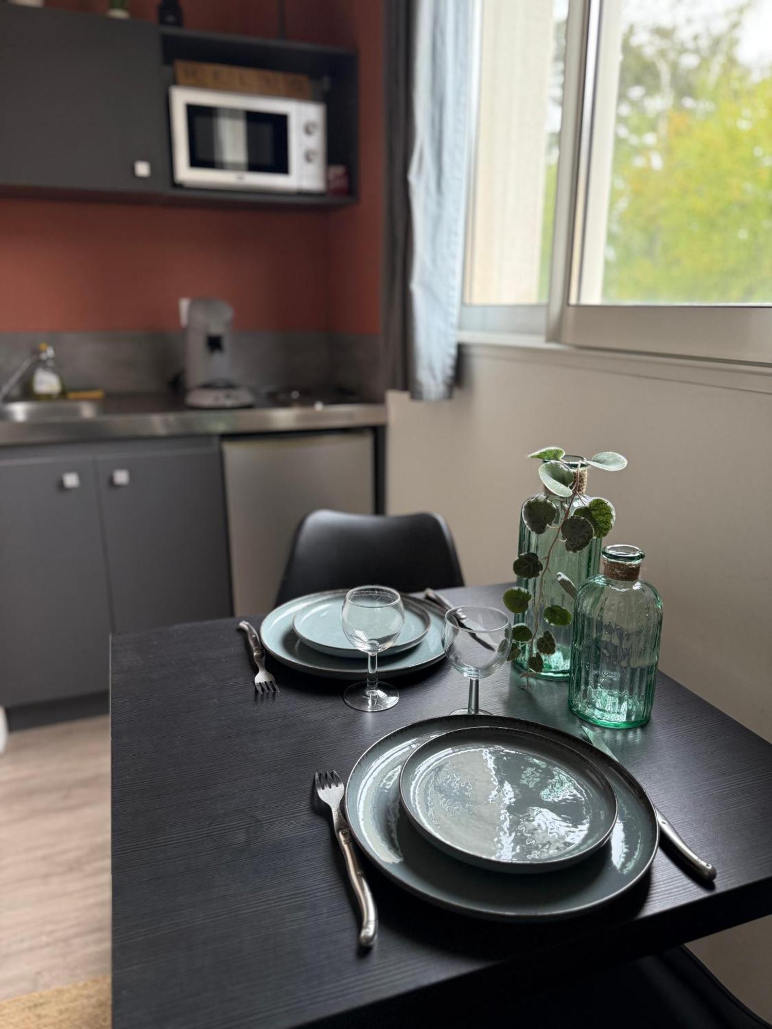Loft, Studio And Love Rooms Bourg-Saint-Christophe エクステリア 写真