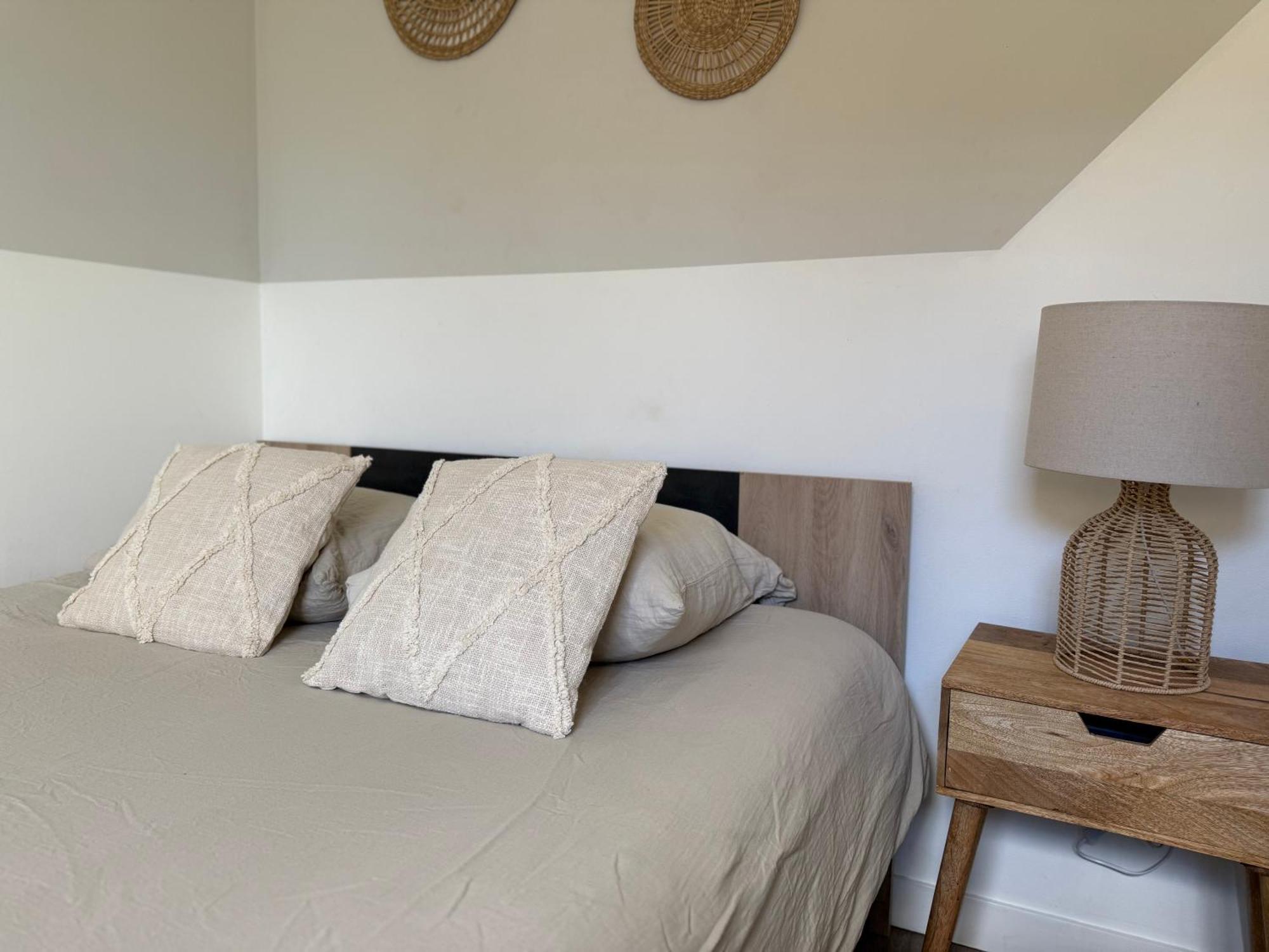 Loft, Studio And Love Rooms Bourg-Saint-Christophe エクステリア 写真